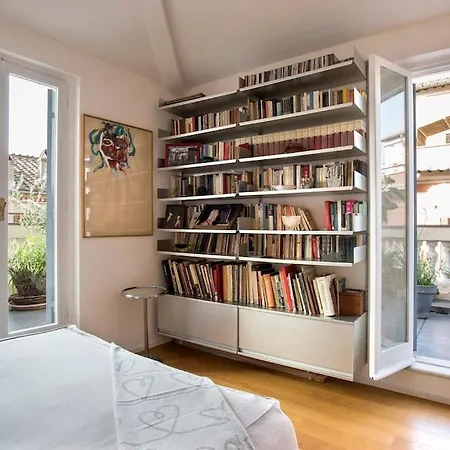 Апартаменты Pantheon Loft Con Terrazza Privata